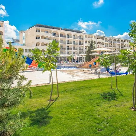 Belvedere 5* Primorszko